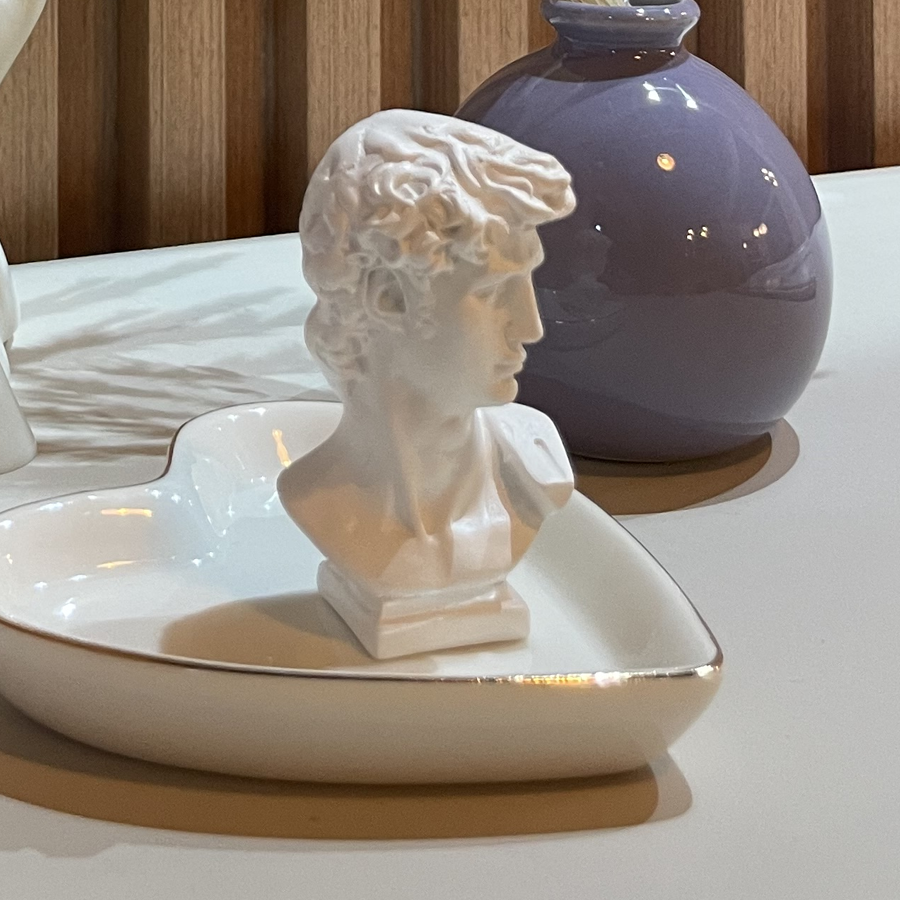 Miniescultura David — vista 2